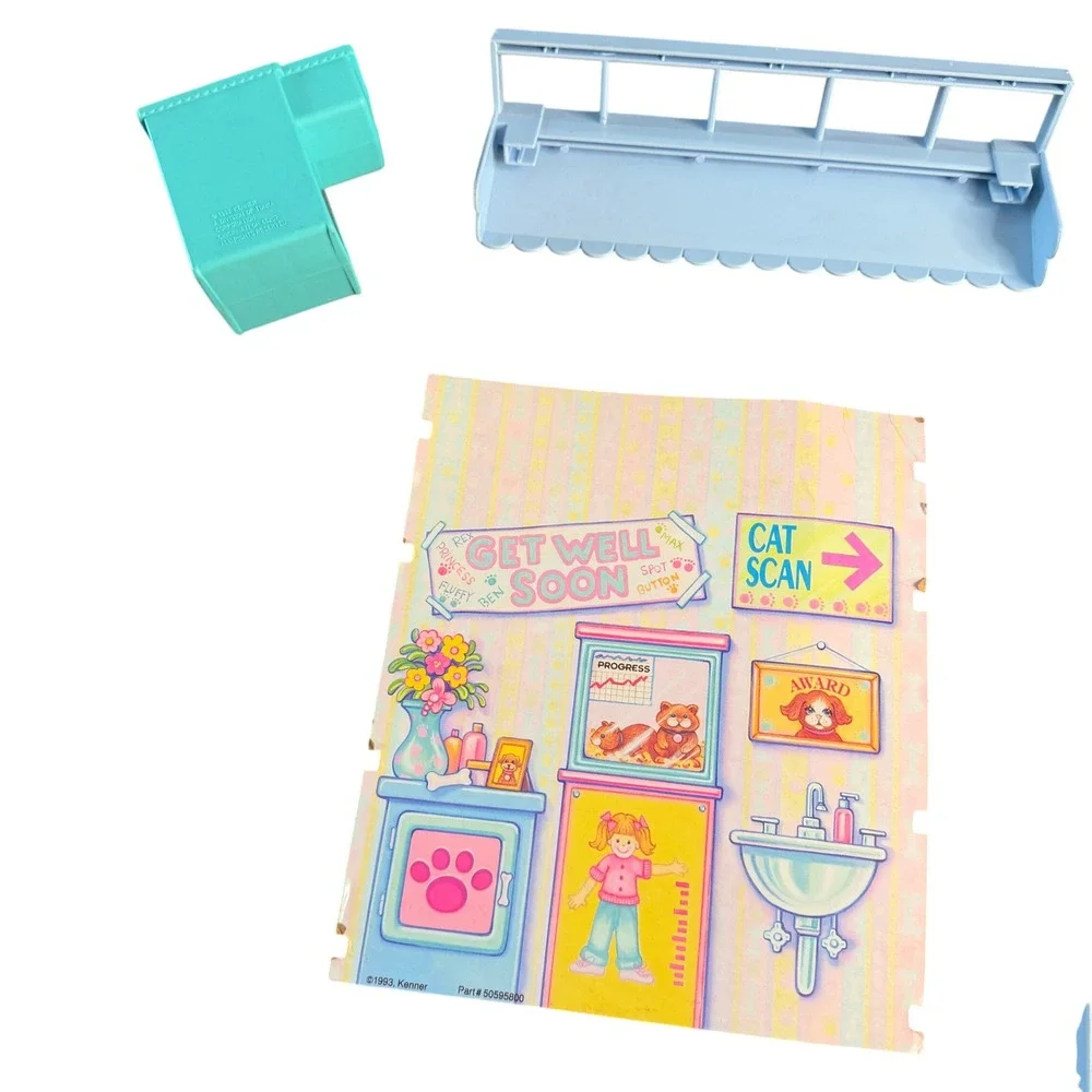 Vintage 1993 Kenner Littlest Pet Shop Care Center‎ Replacement Parts Lot LPS Toy